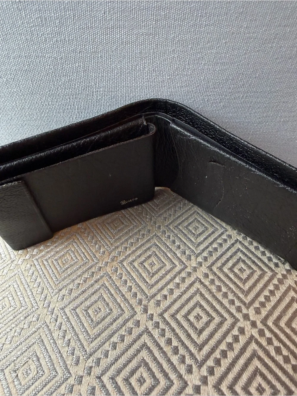 Classic Black Leather Men's Bifold Wallet Rumpp